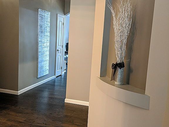 Custom Hardwood Floors 