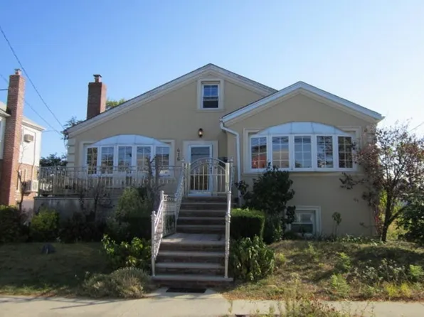 416 Beach 141st St, Far Rockaway, NY 11694