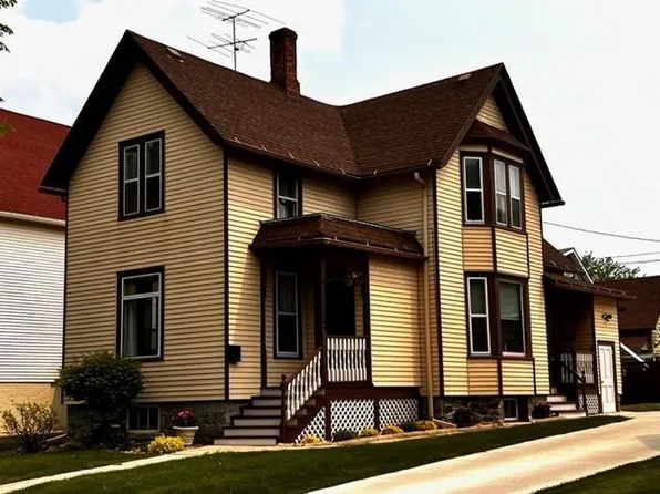 435 Smith STREET, Plymouth, WI 53073