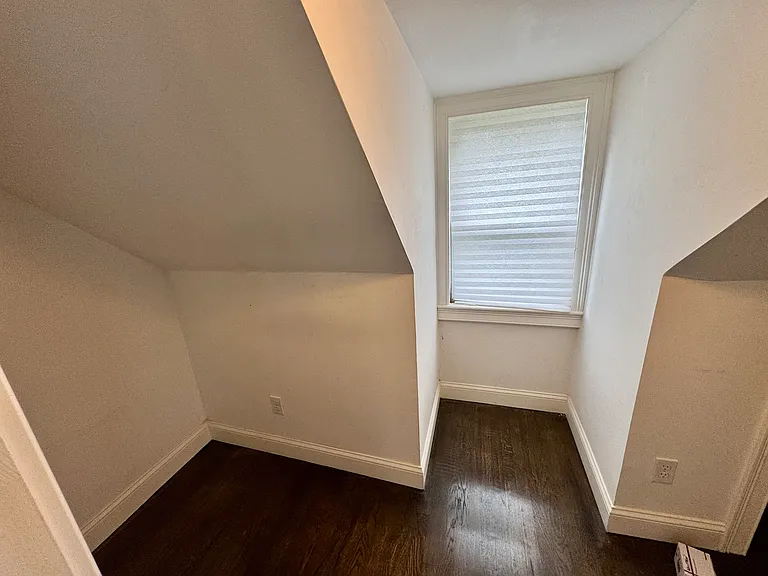 26 Fairview Ave — Photo 19
