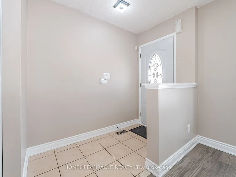 41 Beachpoint Blvd #UPPER — Photo 5