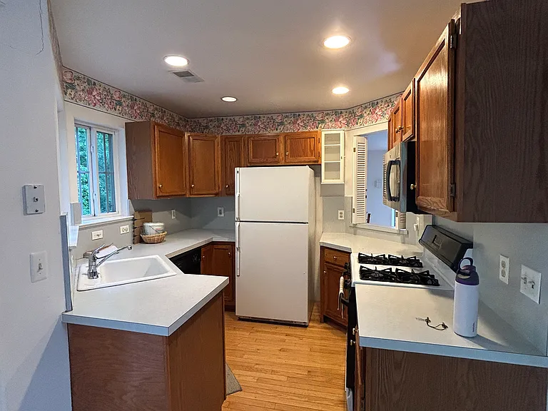 137 Woods End — Photo 4