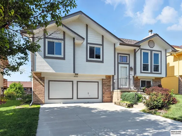 8256 Girard St, Omaha, NE 68122