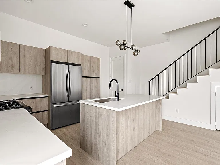 107 Tolima Dove St — Photo 11