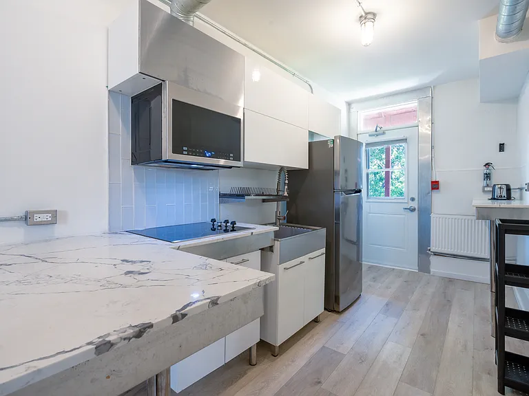 257 York St #253 — Photo 7