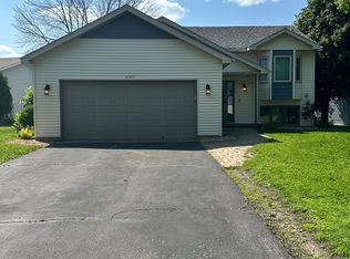 16575 Jonquil Ave, Lakeville, MN 55044
