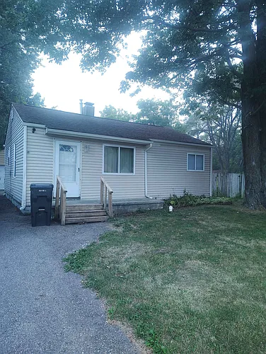 2922 Colorado Ave Photo 1