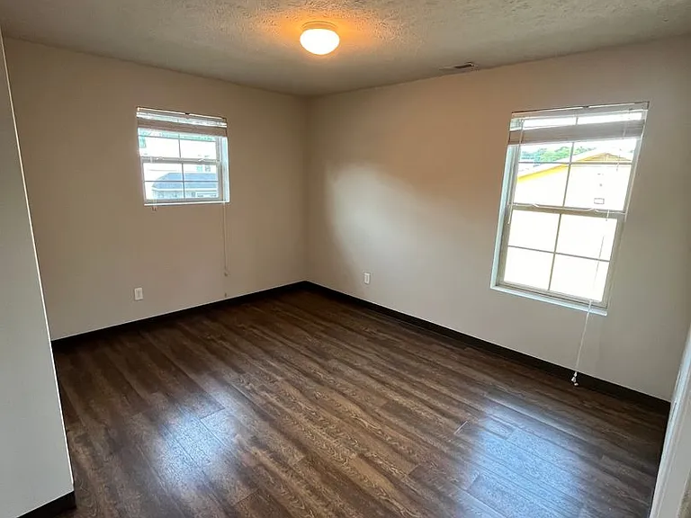 1224 Indianola St — Photo 10