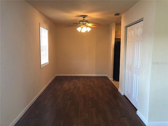 5th image of 151 Seahorse Dr SE Unit H