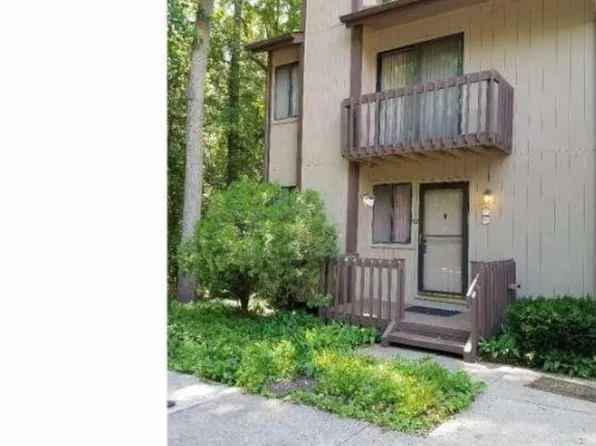 52 Harwood Ln, Clementon, NJ 08021