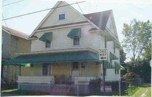 2nd image of 329 W 17th St