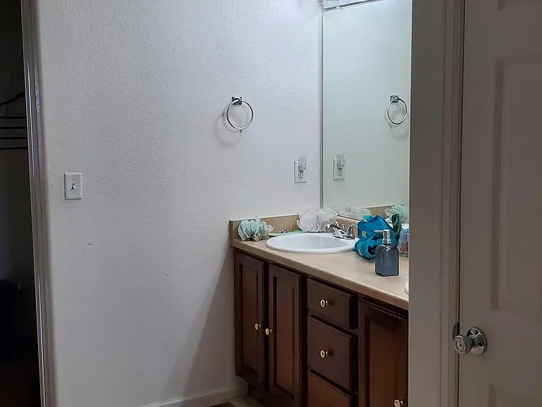 24674 E Chenango Dr — Photo 7