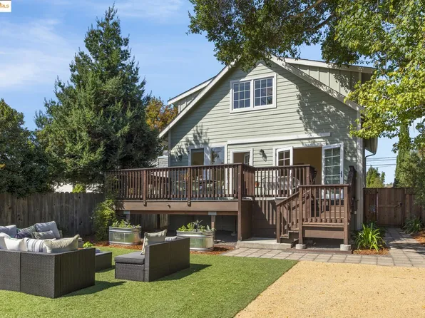 1630 Derby St, Berkeley, CA 94703