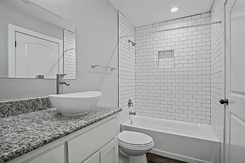 410 S Mirick Ave #412 Photo 1