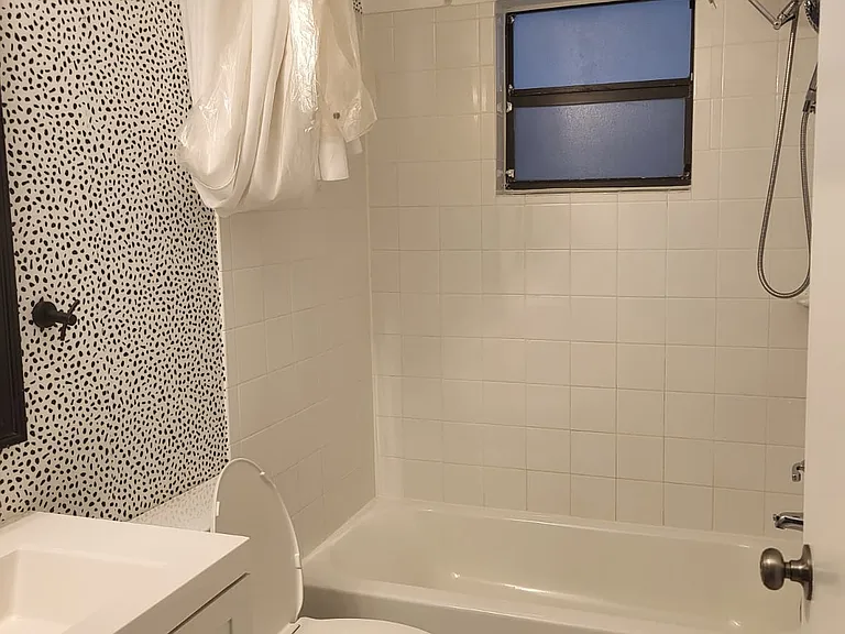 1201 N 17th Ave #1 — Photo 6