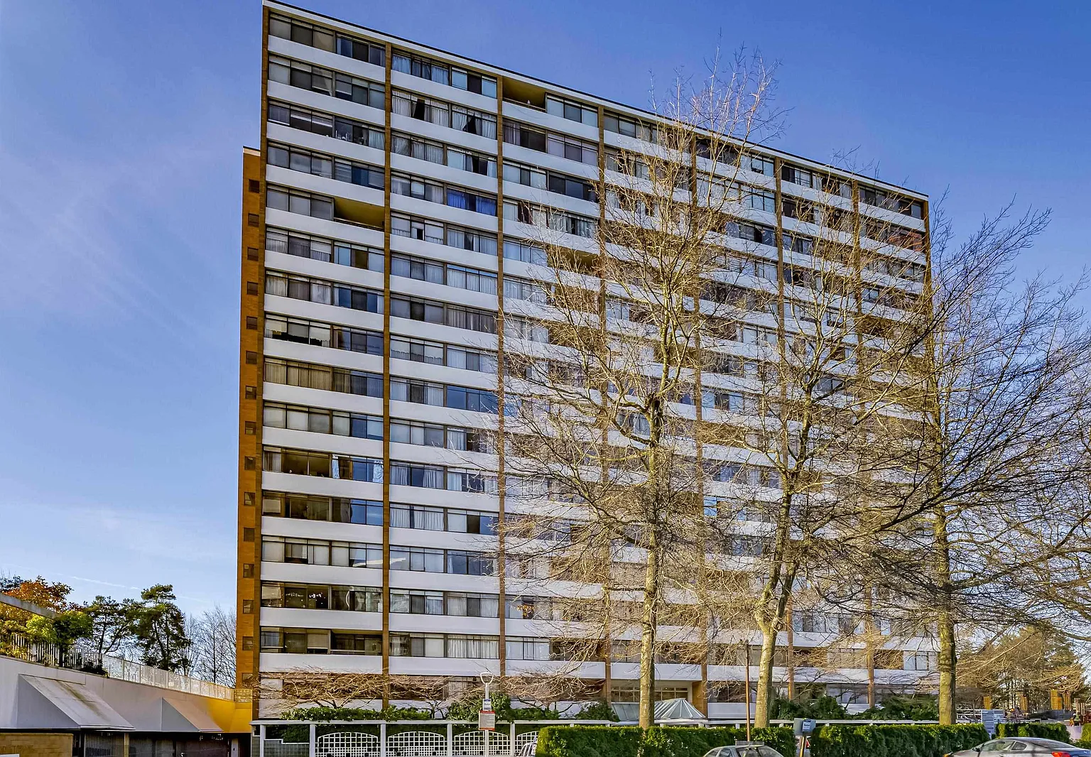 6611 Minoru Blvd #602 photo 1
