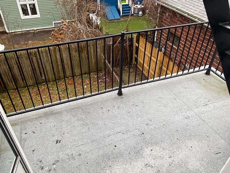 140 Elmwood Ave #2 — Photo 21