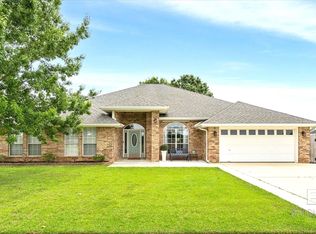 204 Heather Ln, Fairhope, AL 36532