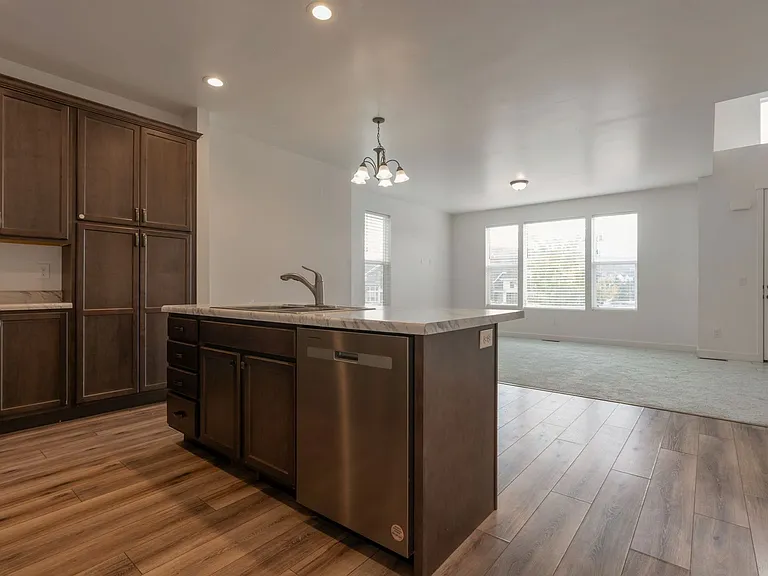 13178 S Blythswood Ln — Photo 5