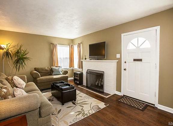 3rd image of 7613 Lovella Ave