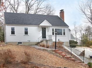 3 Pheasant Hill St, Westwood, MA 02090