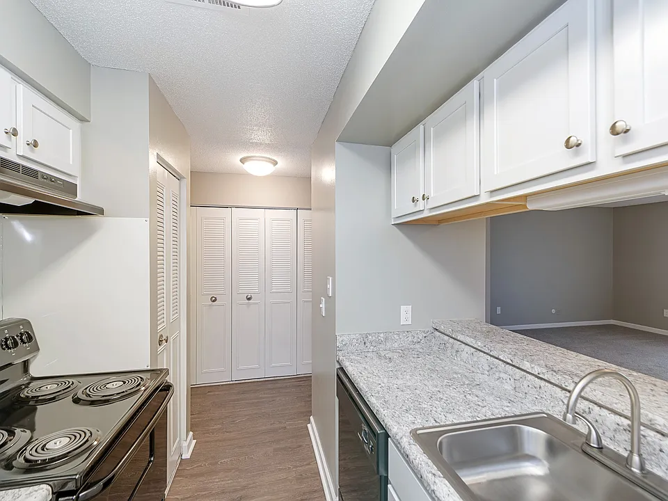 Pebble Point Apartments