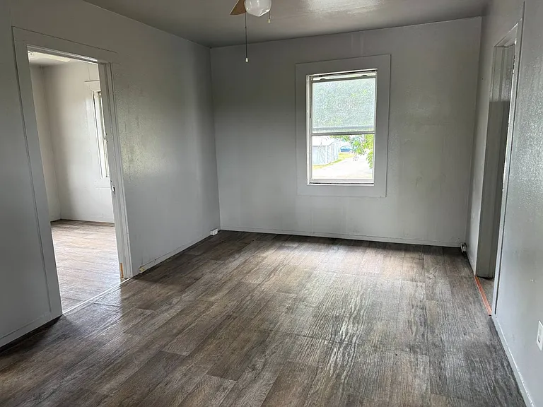 613 N Eye St — Photo 3