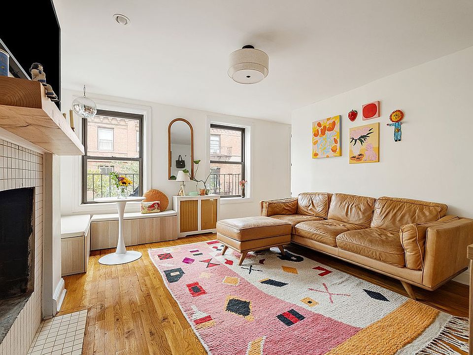 1st image of 202 Baltic St #4