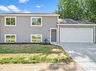 3470 Herman Ave SW, Wyoming, MI 49509