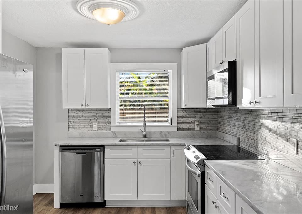 1st image of 5810R 59th Ln N