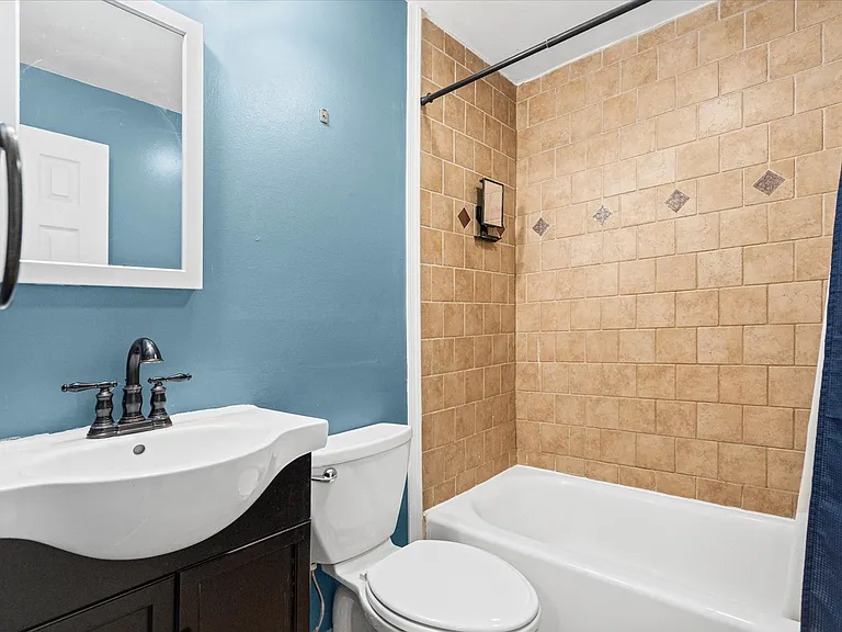 900 Harden Ct — Photo 25