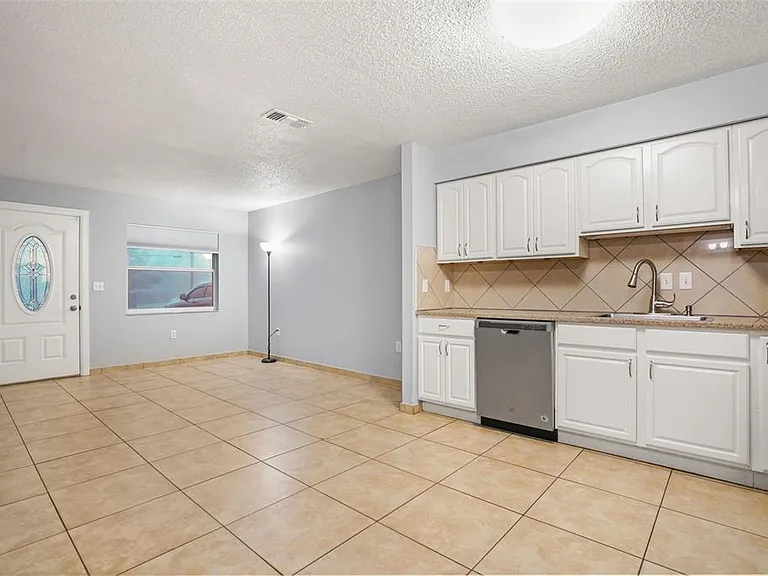 2720 S Sunrise Ct #2 — Photo 19