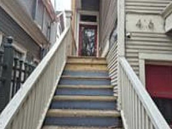 2nd image of 406 Emerson St