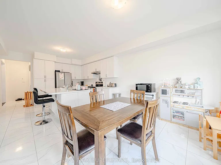 34 Bannister Rd — Photo 8