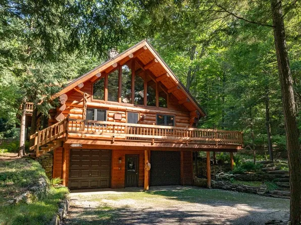 6690 Birch Ln, Egg Harbor, WI 54209
