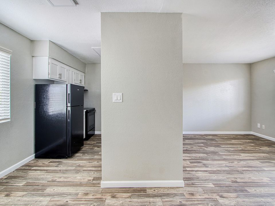 1st image of 237 S Ashland APT 26
