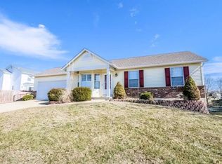 654 Loch Carron Dr, Wentzville, MO 63385