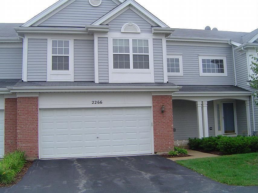 Front of townhome