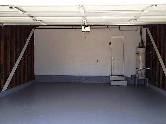 3rd image of 833 Angelo Dr