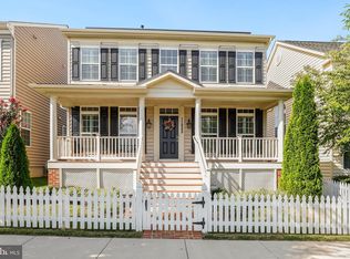 11825 Tulip Stem Dr, Clarksburg, MD 20871