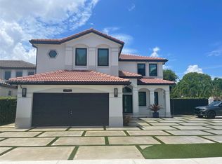 14992 SW 11th St, Miami, FL 33194