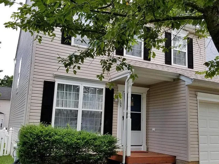 133 Myrtle Ave — Photo 2