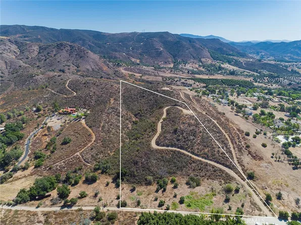 47870 Rock Mountain Rd #4, Temecula, CA 92590