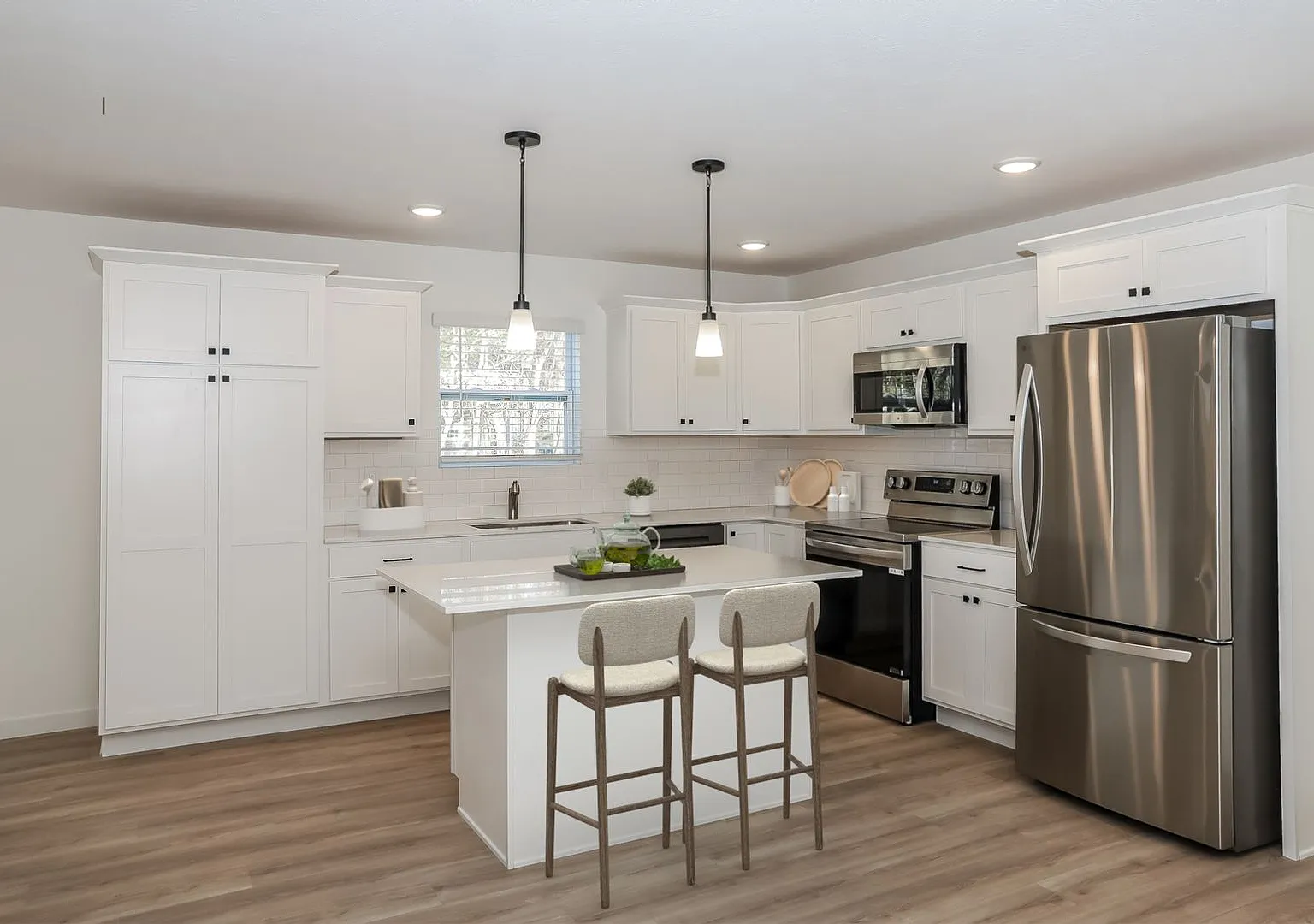 New Construction - Move-In Special: Get October FREE! Move In by September 30th to receive FREE r... — Photo 3