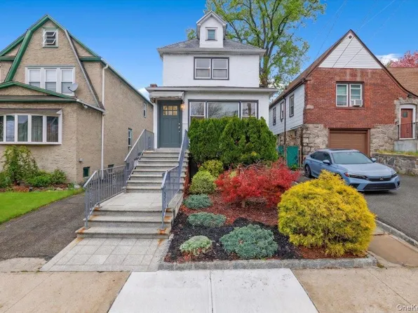 40 Crestmont Avenue, Yonkers, NY 10704