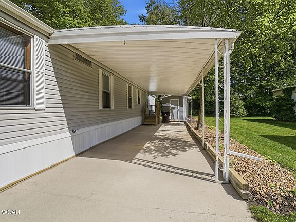 5th image of 39 Lakeside Dr