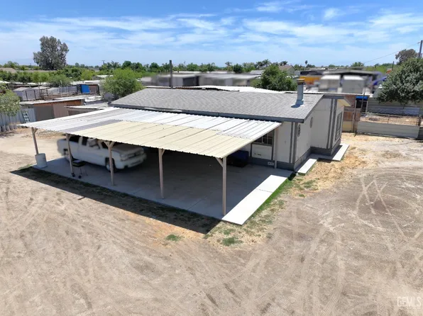 10416 Brutton St, Delano, CA 93215