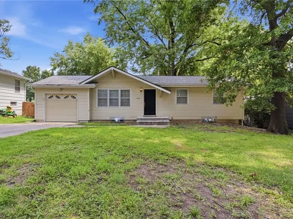 423 Monterey Ave, Liberty, MO 64068
