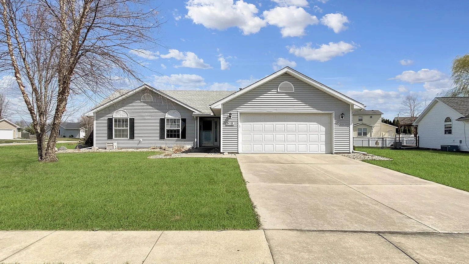 610 N Cedar Dr photo 1