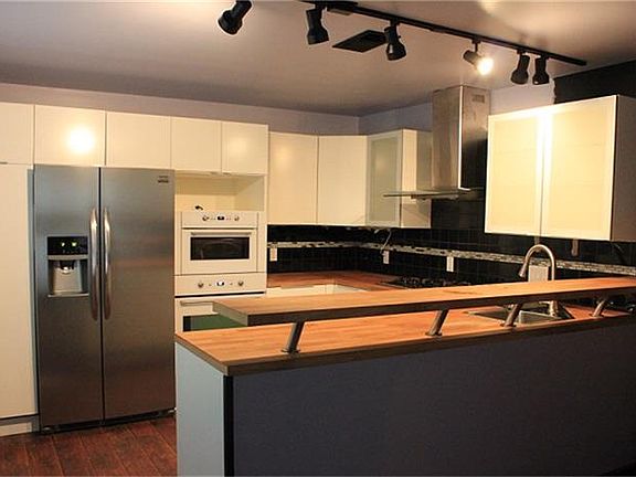 4th image of 6511 Sherwood Dr